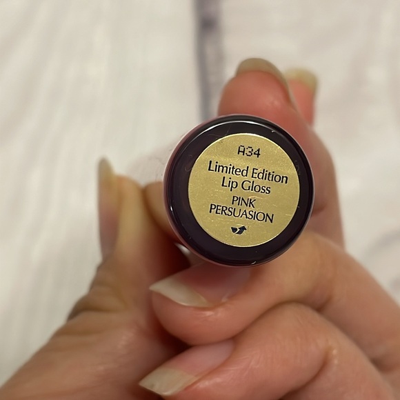 Estee Lauder 2 Full Size Lip Gloss - Picture 5 of 5